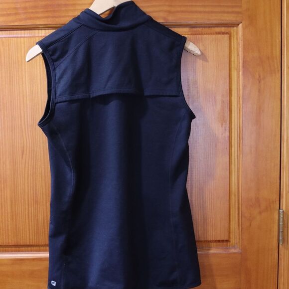 Fabletics Black Lightweight Full Zip Vest Running Hiking Athletic Vest Small - Picture 6 of 7